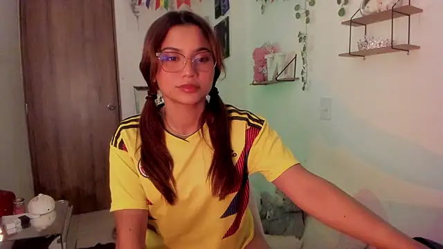 Sweett Priya online show from July 2026 03:45:02 AM