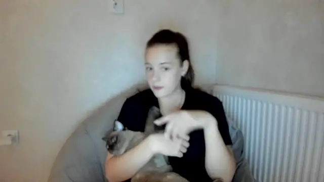 why again me online show from December 2024 08:25:02 PM