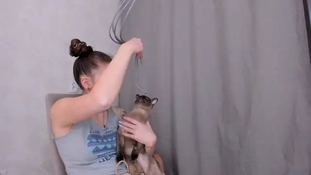 why again me online show from February 2025 07:28:01 PM