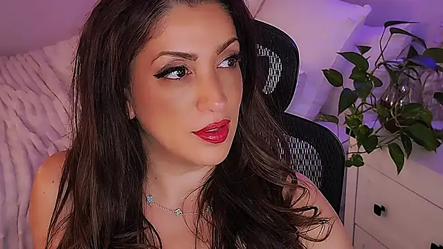 Wonderful Woman online show from May 2026 12:52:01 AM