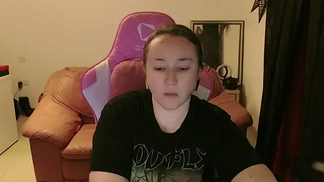 kisicaxx online show from January 2025 05:55:02 PM