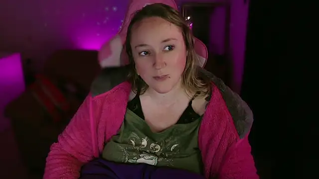 kisicaxx online show from February 2025 06:51:01 PM