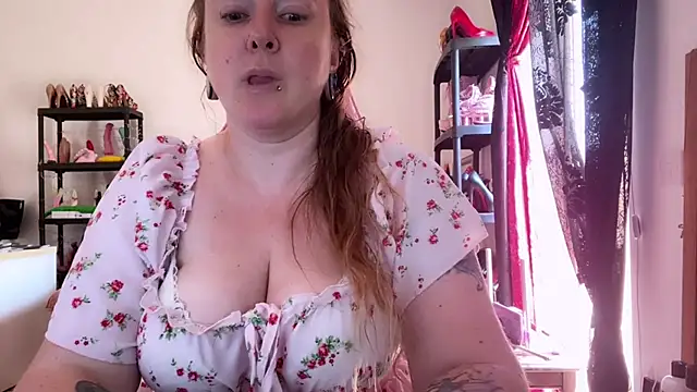 kisicaxx online show from June 2026 09:52:01 AM