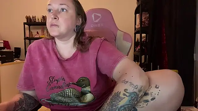 kisicaxx online show from July 2026 07:29:02 PM