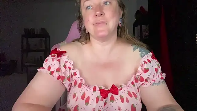 kisicaxx online show from July 2026 03:44:01 AM