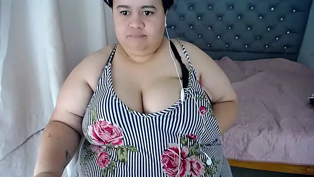 hotlesby4uxxx online show from December 2024 03:55:02 PM