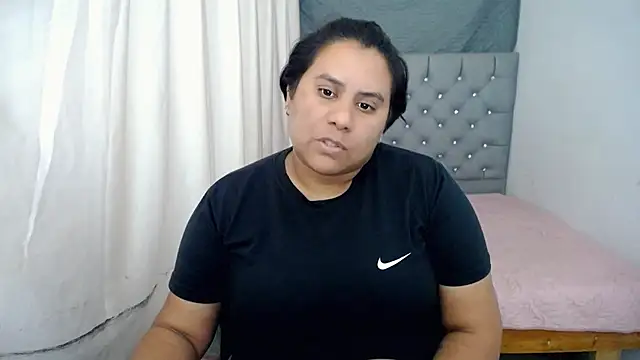 hotlesby4uxxx online show from December 2024 08:04:01 PM