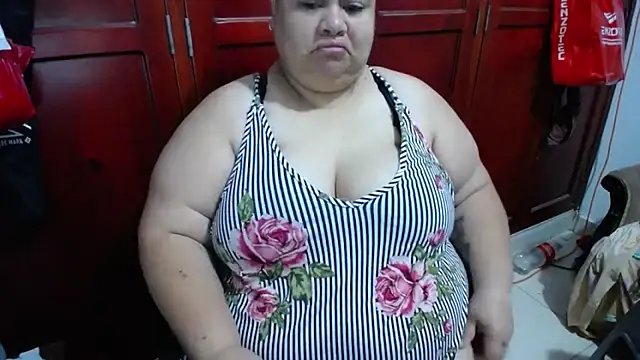hotlesby4uxxx online show from May 2026 01:39:01 PM