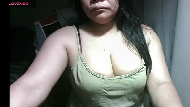 Snapshot of Hotpinay43 chatting on January 2025 10:22:01 PM Hotpinay43 online show from January 2025 10:22:01 PM