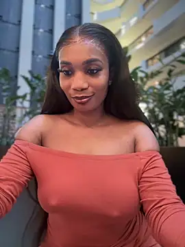 Snapshot of __Nessa__ chatting on November 2025 01:36:01 PM Nessa online show from November 2025 01:36:01 PM