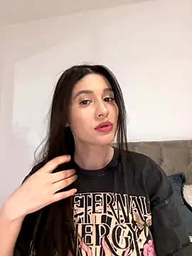 Snapshot of IrisBlues chatting on December 2025 05:21:02 PM IrisBlues online show from December 2025 05:21:02 PM