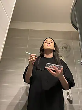 Snapshot of IrisBlues chatting on January 2026 04:53:01 PM IrisBlues online show from January 2026 04:53:01 PM