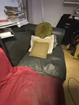 Snapshot of briochin chatting on November 2025 12:15:02 PM briochin online show from November 2025 12:15:02 PM