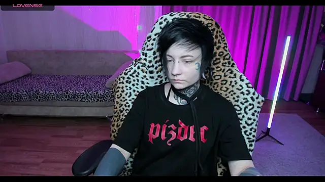 acid trip1l online show from February 2025 06:56:02 PM