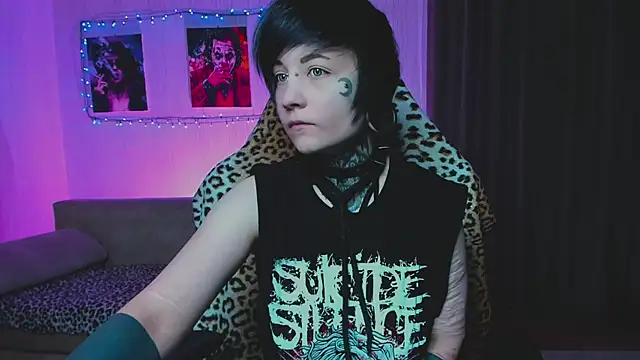 acid trip1l online show from September 2025 08:36:02 PM