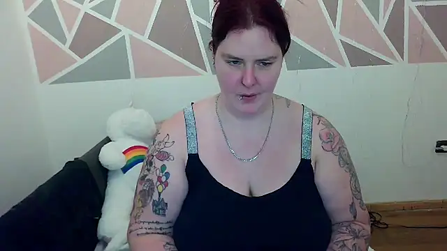 Snapshot of JoyceKyra91 chatting on February 2025 06:24:02 PM JoyceKyra91 online show from February 2025 06:24:02 PM