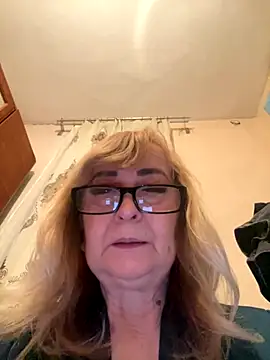 Snapshot of Irina2909@xh chatting on November 2025 12:13:01 AM Irina2909xh online show from November 2025 12:13:01 AM