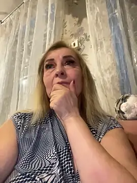 Snapshot of Irina2909@xh chatting on November 2025 03:54:02 PM Irina2909xh online show from November 2025 03:54:02 PM