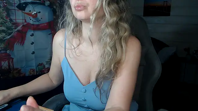 RubiLakros online show from December 2025 11:30:02 AM