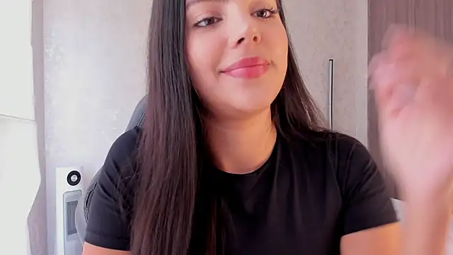 Snapshot of salome__11 chatting on February 2025 04:54:01 PM salome  11 online show from February 2025 04:54:01 PM