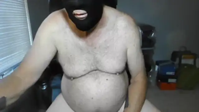 Snapshot of CBTluver chatting on October 2025 05:13:02 PM CBTluver online show from October 2025 05:13:02 PM