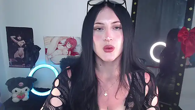 Snapshot of Evelyn_Sheeran chatting on May 2026 06:20:01 AM Evelyn Sheeran online show from May 2026 06:20:01 AM