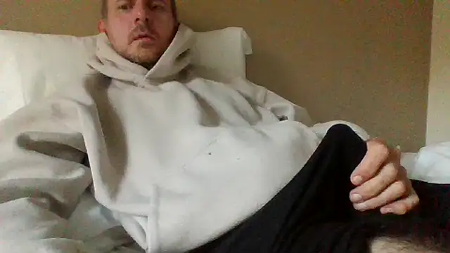 Snapshot of verylargecock chatting on September 2025 06:35:01 AM verylargecock online show from September 2025 06:35:01 AM