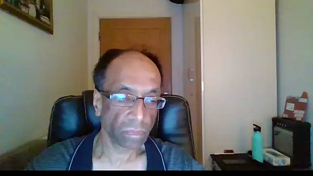 rauncher1 online show from February 2026 12:58:01 AM