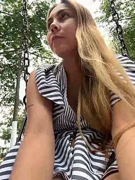 Brittanyrosexx online show from December 2024 06:09:01 PM