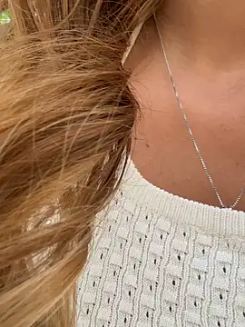 Brittanyrosexx online show from October 2025 08:07:01 PM