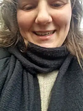 Snapshot of Cutegirlforyou chatting on December 2024 10:28:02 AM Cutegirlforyou online show from December 2024 10:28:02 AM