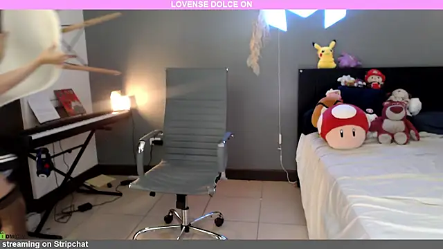 minarocket  online show from December 2025 04:46:02 PM