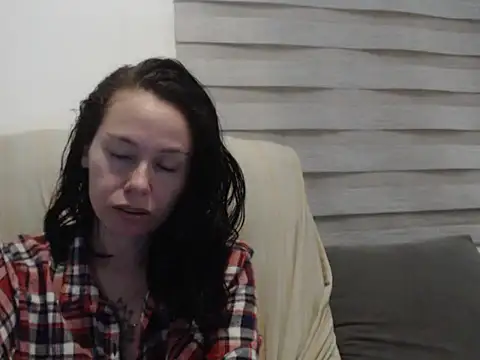 Venusluxodomme online show from March 2026 02:25:01 AM