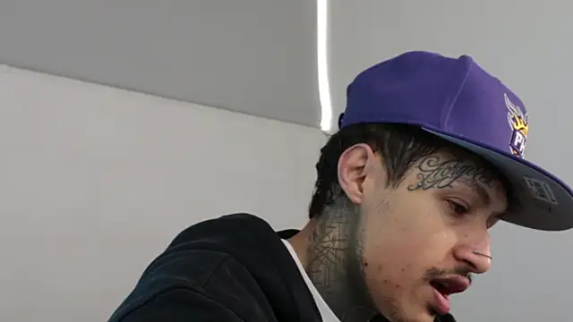 trieone online show from December 2024 11:30:02 AM