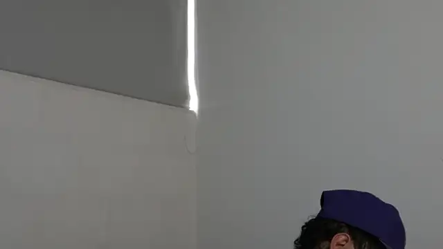 trieone online show from December 2024 03:33:02 PM