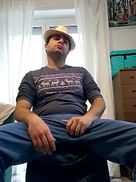 Snapshot of Dharmare@xh chatting on January 2025 09:26:01 AM Dharmarexh online show from January 2025 09:26:01 AM