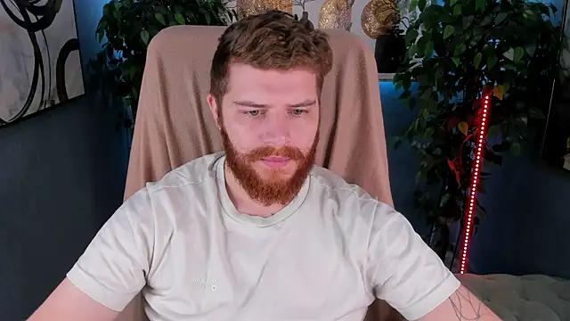 DominicGengry online show from November 2025 08:19:01 PM