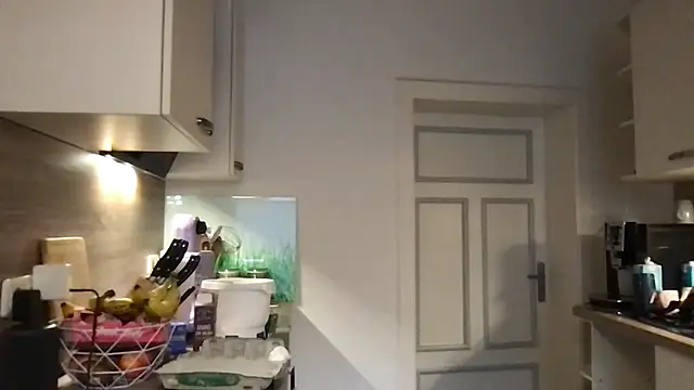 Snapshot of Viola_Beck chatting on November 2025 09:30:01 AM Viola Beck online show from November 2025 09:30:01 AM