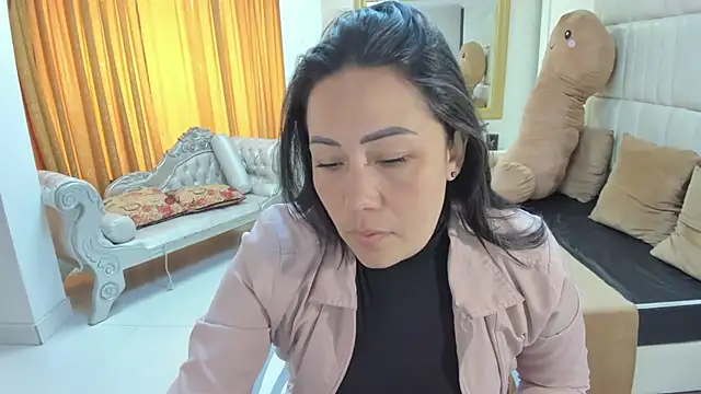 gaby trent online show from October 2025 01:51:02 PM