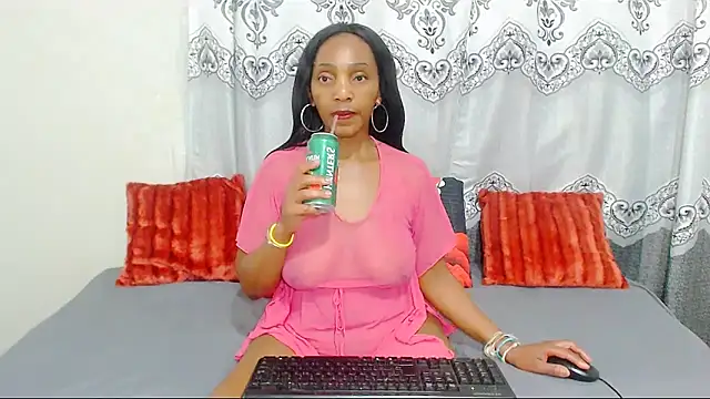 Snapshot of NikkyJigglesX chatting on September 2025 11:43:01 AM NikkyJigglesX online show from September 2025 11:43:01 AM