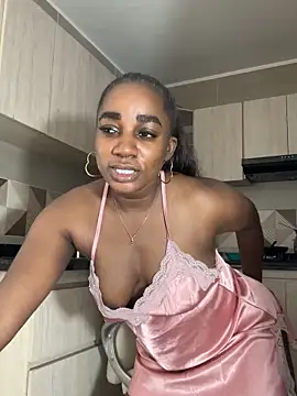 Snapshot of cristaaalclocks1 chatting on March 2025 04:12:01 PM cristaaalclocks1 online show from March 2025 04:12:01 PM