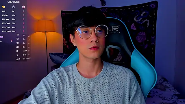 LeaneSeb online show from December 2024 03:47:02 AM