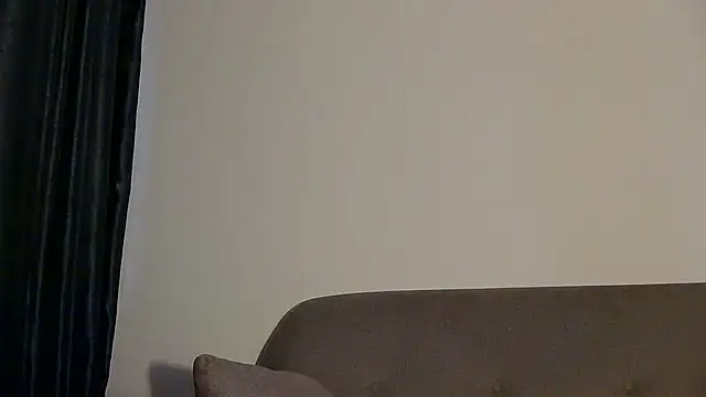 Snapshot of katt008 chatting on December 2024 03:33:02 AM katt008 online show from December 2024 03:33:02 AM