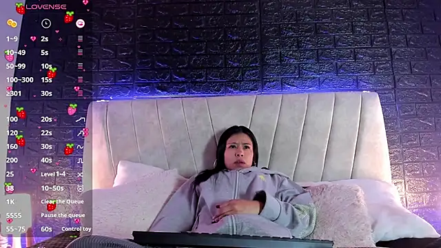 Snapshot of CATRINA_SEXXX chatting on February 2025 06:47:02 AM CATRINA SEXXX online show from February 2025 06:47:02 AM