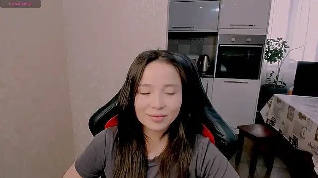 AyaMoon online show from December 2025 05:49:02 AM