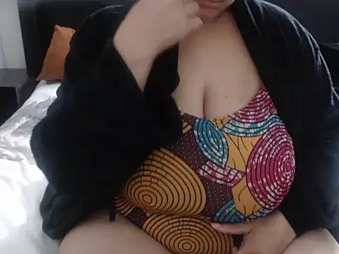 Snapshot of XHotJuicyBootyXX chatting on July 2026 09:48:02 AM XHotJuicyBootyXX online show from July 2026 09:48:02 AM