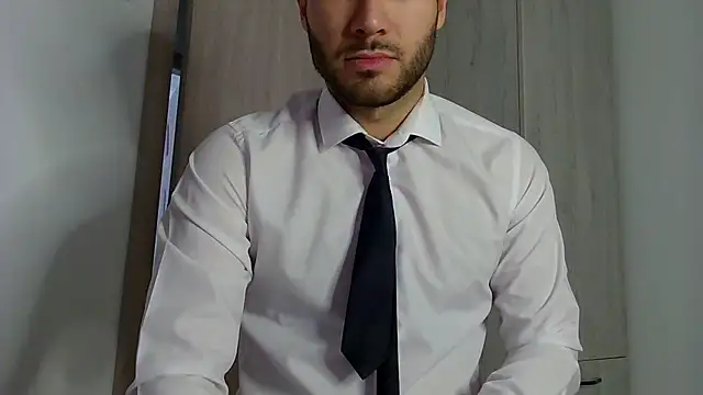 Justynn1 online show from February 2025 05:41:01 AM