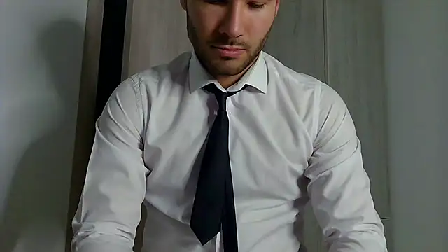 Justynn1 online show from February 2025 02:20:01 AM