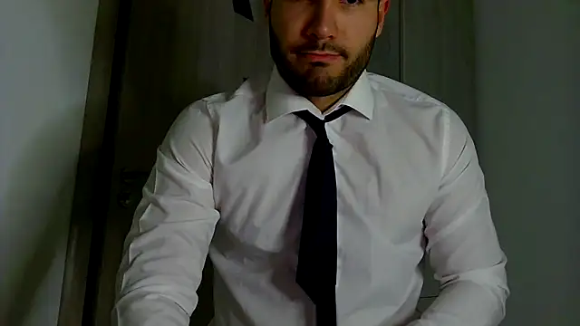 Justynn1 online show from October 2025 08:53:02 PM