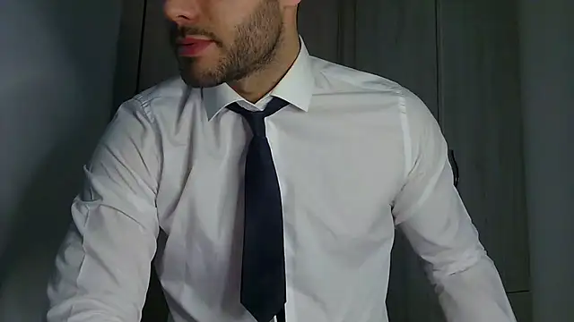 Justynn1 online show from April 2026 10:21:02 PM